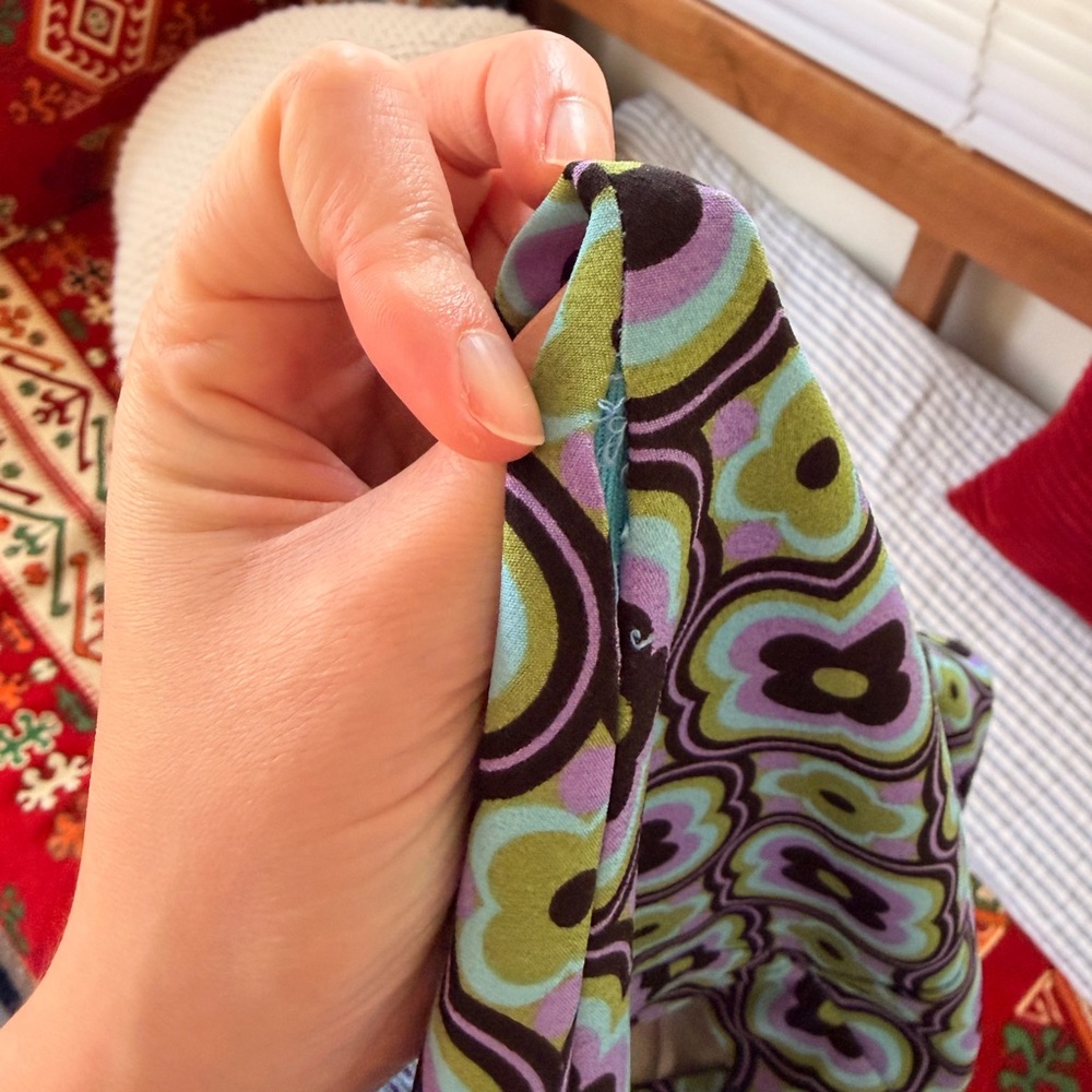 Geometric Patterned Flare Pants - image 5